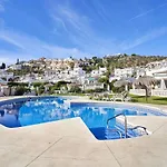 Casa Oliva Sea View * Нерха