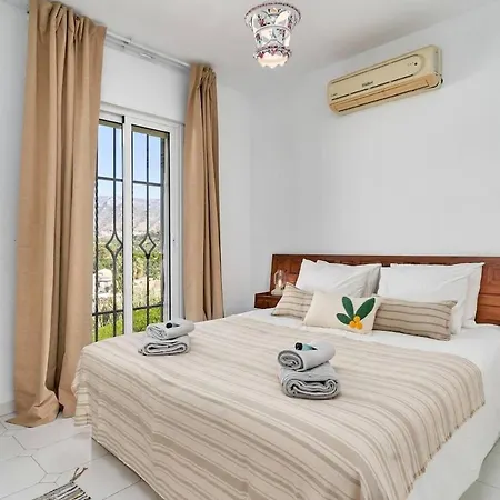 Будинок відпочинку Casa Oliva Sea View Нерха